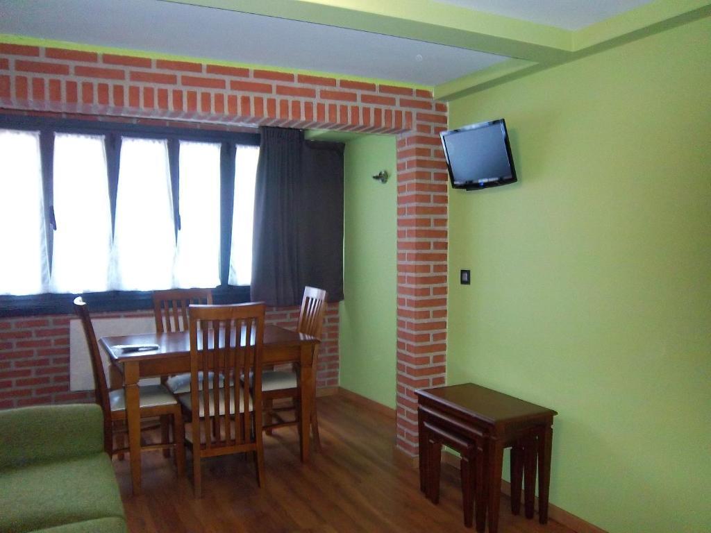 Apartamentos Entrepalacios Avilés Стая снимка