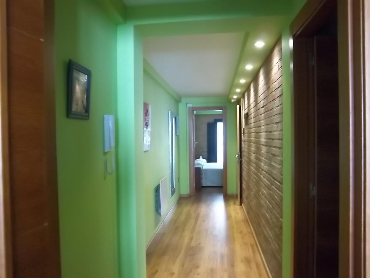 Apartamentos Entrepalacios Avilés Екстериор снимка