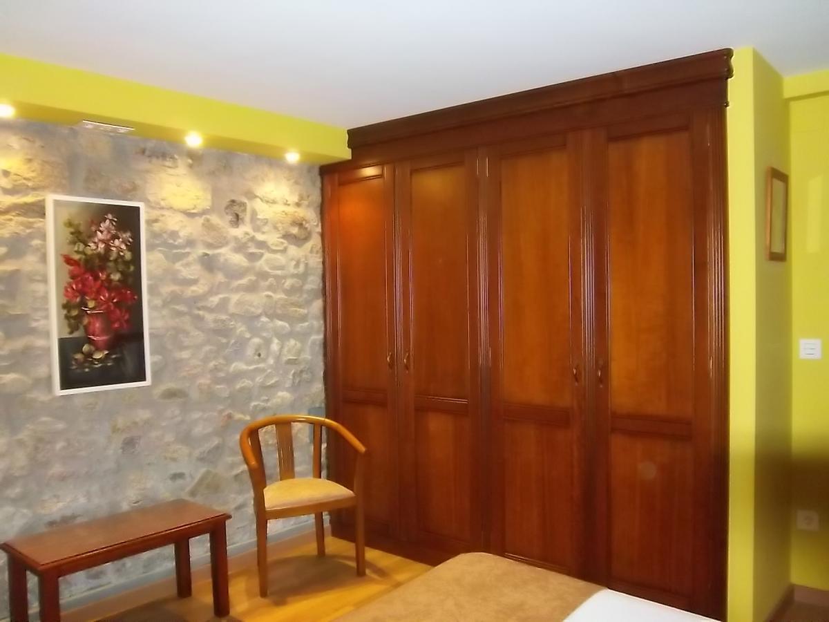 Apartamentos Entrepalacios Avilés Екстериор снимка